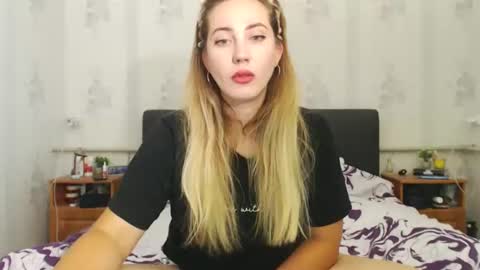 lilu_cute25 online show from 09/17/25, 08:21