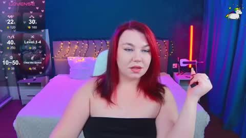 Lilu online show from 11/26/25, 12:06