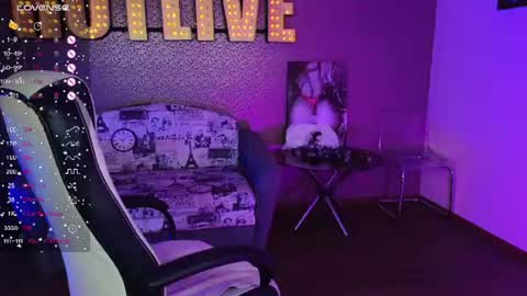 Lilu online show from 07/25/26, 12:03