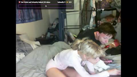 Little Violet online show from 11/20/25, 02:34