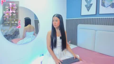  lily  online show from 04/29/26, 03:10