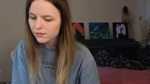 lily_and_jake online show from 04/11/26, 07:45