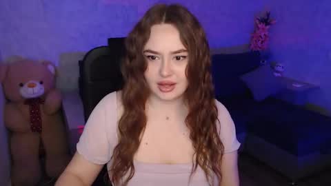 lily_baker_ online show from 01/09/26, 12:30