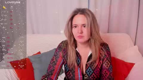 Snapshot of lily_bel chatting on 02/01/26, 08:02 Lily online show from 02/01/26, 08:02