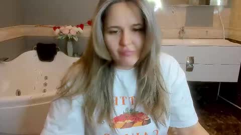 Lily online show from 03/20/26, 05:45