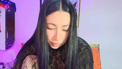 Snapshot of lily_evans_ chatting on 05/16/26, 11:46 just lily online show from 05/16/26, 11:46