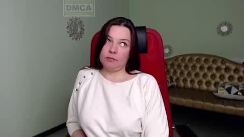 Lily online show from 03/10/25, 06:49