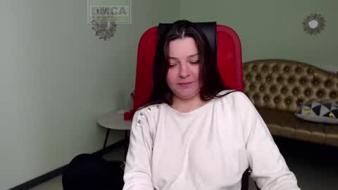 Lily online show from 03/10/25, 09:53