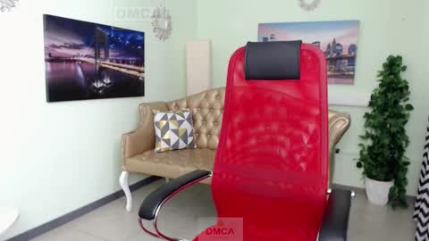 Lily online show from 02/26/26, 06:12