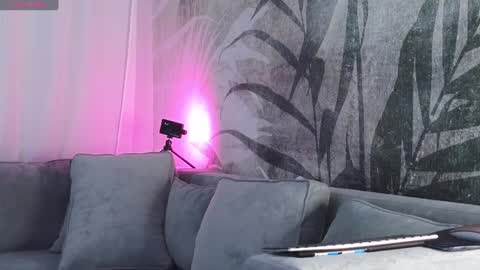 Snapshot of lily_foster_ chatting on 12/02/24, 06:41 Lily online show from 12/02/24, 06:41