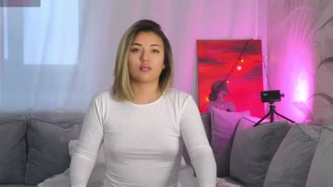 Snapshot of lily_foster_ chatting on 01/14/25, 06:56 Lily online show from 01/14/25, 06:56