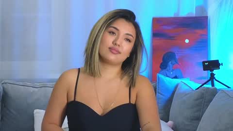 Snapshot of lily_foster_ chatting on 01/23/25, 06:24 Lily online show from 01/23/25, 06:24