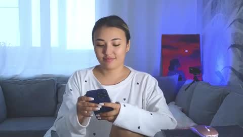 Snapshot of lily_foster_ chatting on 02/17/25, 05:47 Lily online show from 02/17/25, 05:47