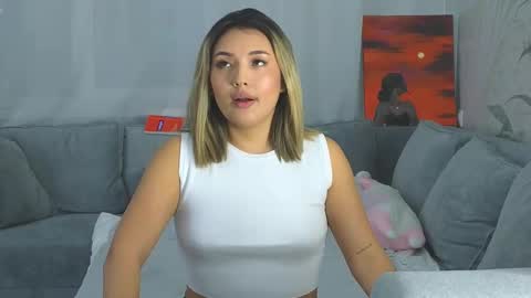 Snapshot of lily_foster_ chatting on 02/20/25, 03:41 Lily online show from 02/20/25, 03:41