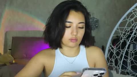 Snapshot of lily_foster_ chatting on 10/30/25, 06:37 Lily online show from 10/30/25, 06:37