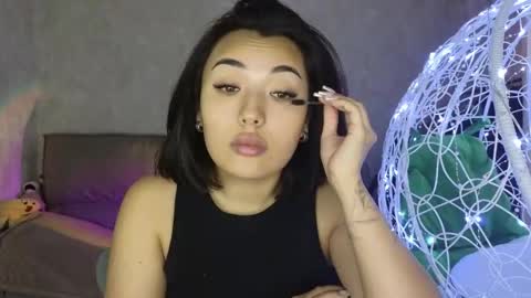 Snapshot of lily_foster_ chatting on 11/11/25, 06:46 Lily online show from 11/11/25, 06:46