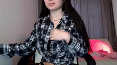 Lily Litle online show from 10/30/25, 11:22