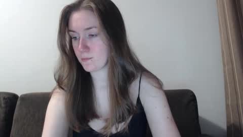 lily_love_x online show from 12/17/24, 12:12