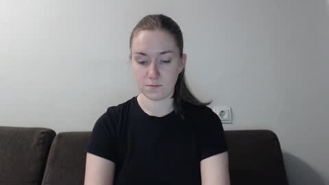 lily_love_x online show from 02/01/25, 11:27