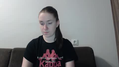 lily_love_x online show from 02/12/25, 04:01