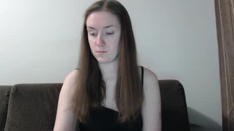 lily_love_x online show from 02/18/25, 11:19