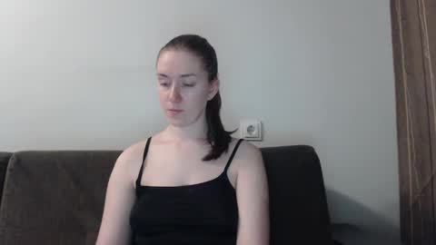 lily_love_x online show from 02/21/25, 11:10