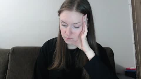 lily_love_x online show from 06/03/26, 01:08