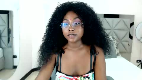 lily_mendoza online show from 07/08/26, 07:40