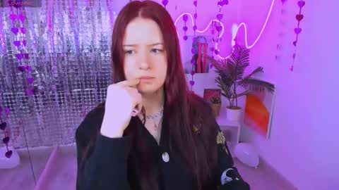 Lily online show from 02/15/26, 07:16