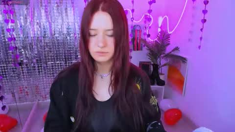 Lily online show from 02/15/26, 07:51