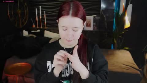 Lily online show from 03/03/26, 07:03