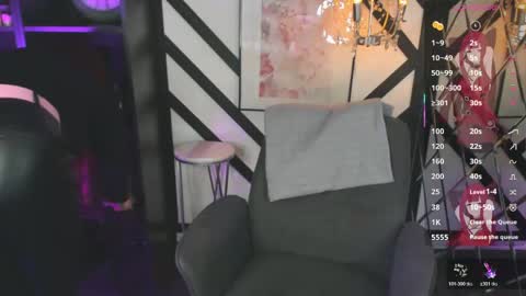Lily online show from 05/10/26, 02:33