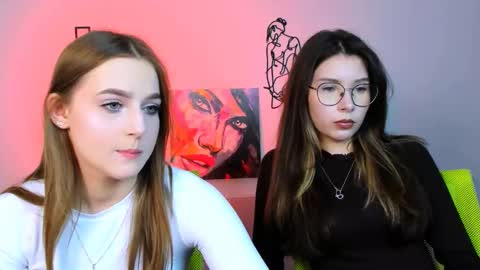 Lily online show from 10/05/25, 07:12