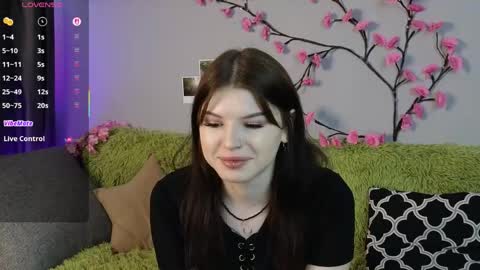 Lily online show from 05/15/26, 06:42