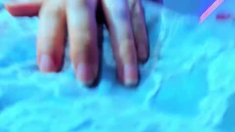 lily_stone04 online show from 12/04/25, 08:01