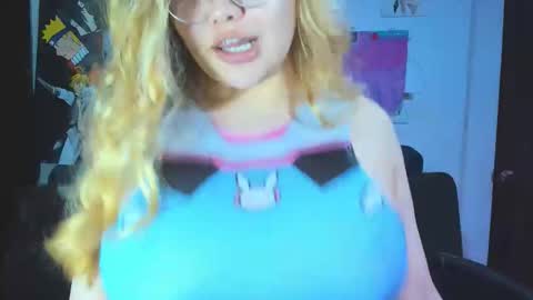 lily_stone04 online show from 05/12/26, 10:23