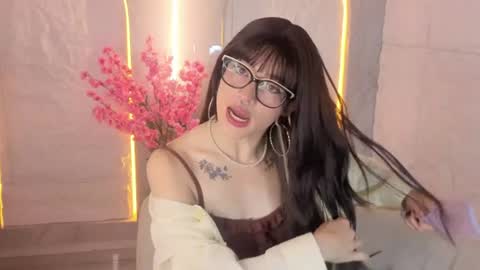 Snapshot of lily_tx chatting on 06/10/26, 12:37 Follow me.. Live 730 to 1400 online show from 06/10/26, 12:37
