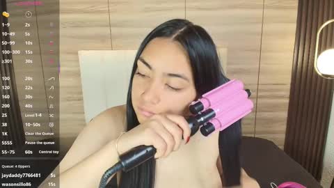 Snapshot of lily_waist chatting on 03/06/26, 11:17 lily_waist online show from 03/06/26, 11:17