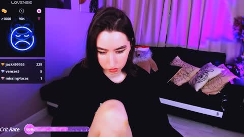 Snapshot of lily_xbaby chatting on 12/20/24, 10:05 LILY online show from 12/20/24, 10:05
