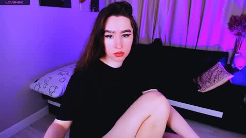 Snapshot of lily_xbaby chatting on 01/12/25, 10:12 LILY online show from 01/12/25, 10:12