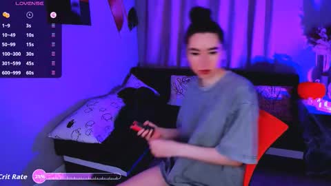 Snapshot of lily_xbaby chatting on 10/23/25, 08:46 LILY online show from 10/23/25, 08:46