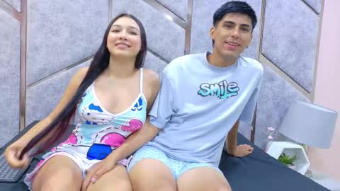 Snapshot of lily_y_finn chatting on 11/15/25, 11:51 LYLY Y FINN online show from 11/15/25, 11:51