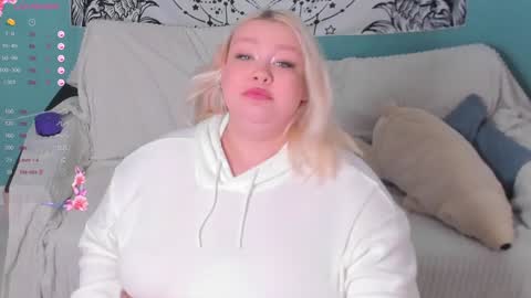 Lily online show from 12/31/24, 01:26