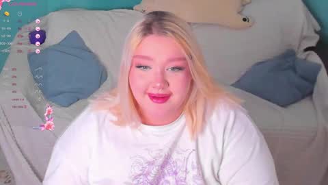 Lily online show from 01/31/25, 03:00