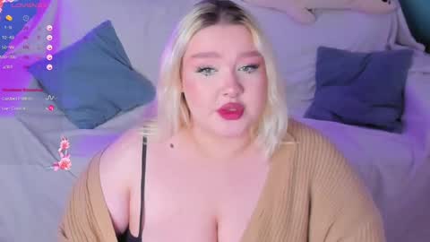 Lily online show from 02/20/25, 08:03