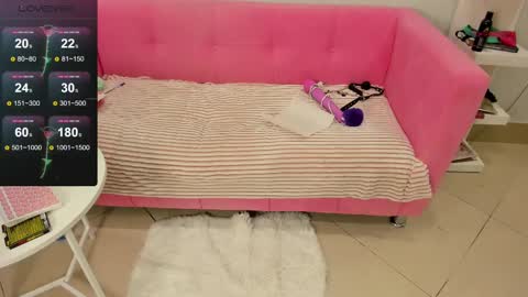 Lily online show from 03/10/25, 01:23