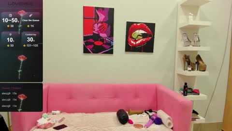 Lily online show from 03/10/25, 07:32