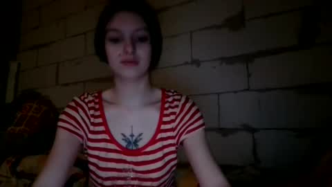 lilycandy_ online show from 01/30/25, 08:53