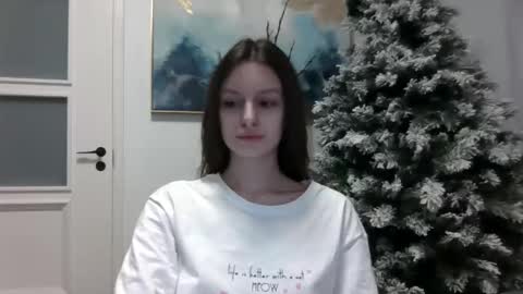 Snapshot of lilycandy_ chatting on 01/15/26, 02:21 lilycandy_ online show from 01/15/26, 02:21