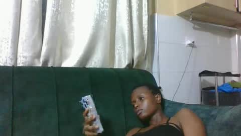 lilycute19 online show from 02/12/26, 11:00